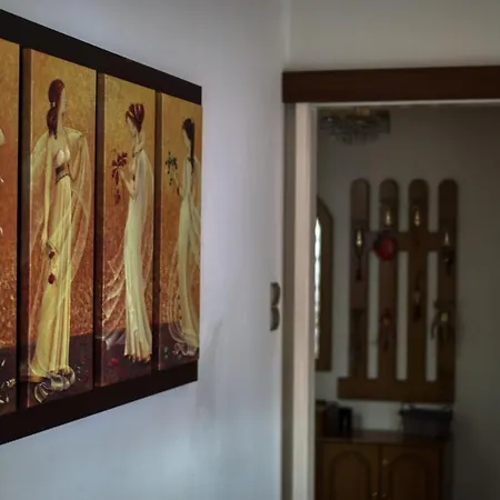 Afroditi's House * Triovasálos